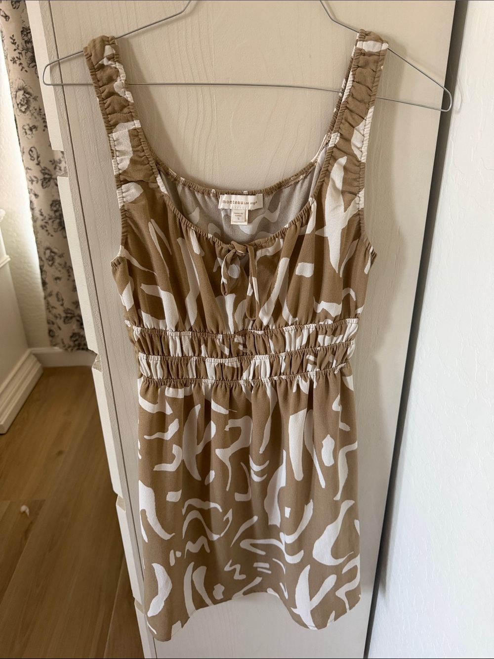 Monteau Tan & White Sleeveless Mini Dress